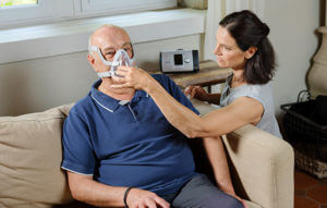 home-noninvasive-ventilation-COPD-doctor-patient