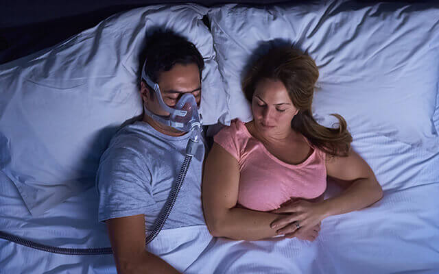 sleeping-with-airtouch-f20-mask-resmed-mobile-1